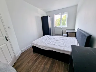3 Bedroom Apartment - Flat 7,  Bawas place  - Alfreton Road - Thumbnail 16